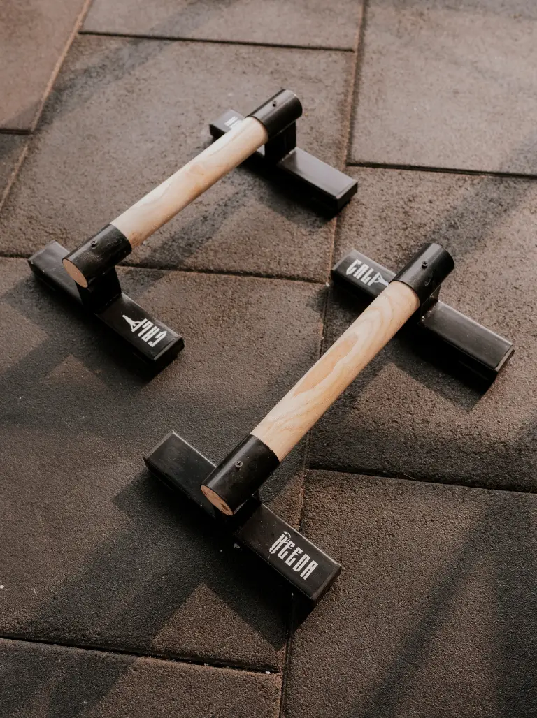 Calikeeda Small Iron Base Parallettes_1